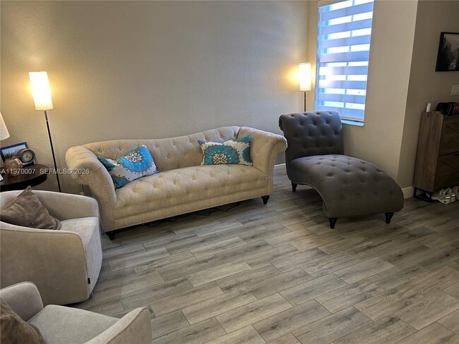 Foto del edificio - 10371 West 33rd Ct