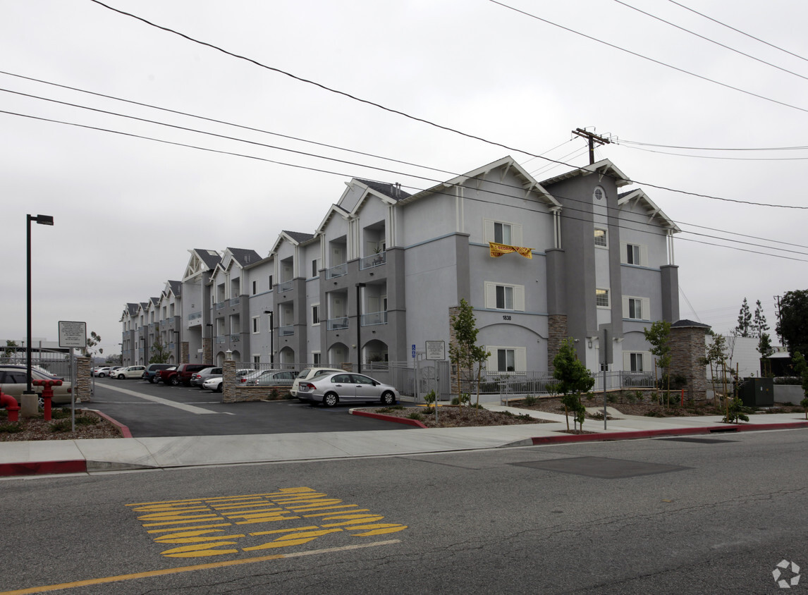 Foto del edificio - West Covina Senior Villas