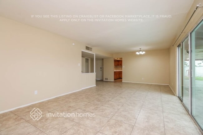 Building Photo - 6012 W Medlock Dr