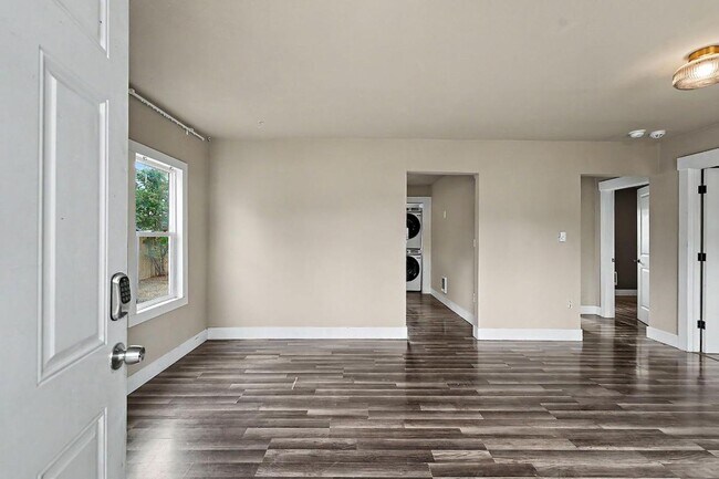 Foto del edificio - 14917 W Thorne Ln SW