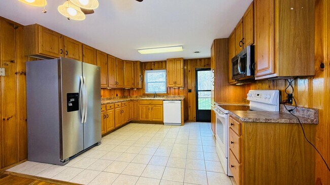 Foto del edificio - 494 Old Jonesboro Rd