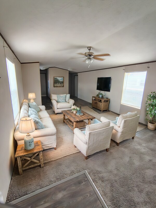 Building Photo - 74 Cotton Bayou Cir