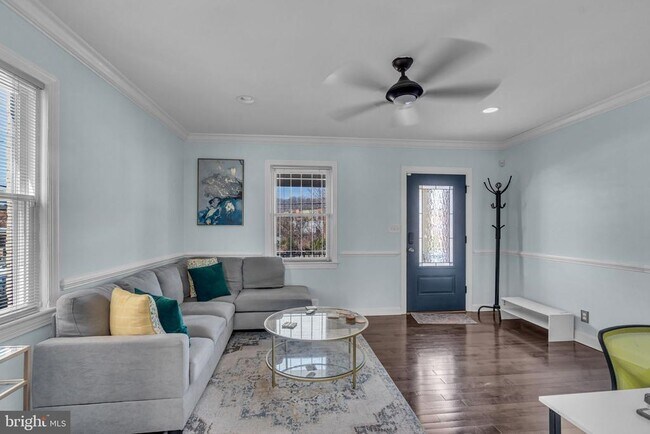 Foto del edificio - 4011 Blaine St NE