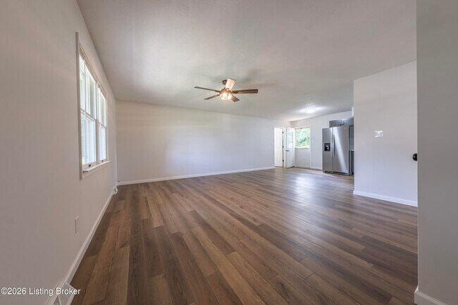 Foto del edificio - 309 E 6th St