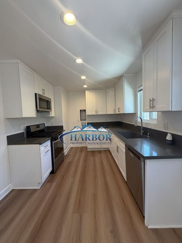 Foto del edificio - 539 E 223rd St