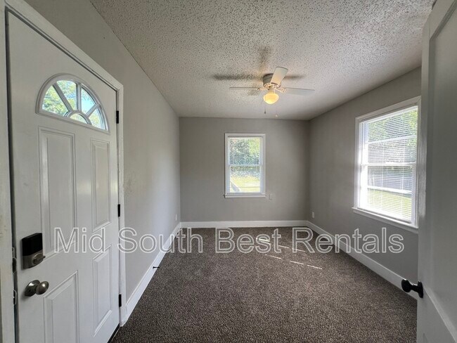 Foto del edificio - 1396 Silver St