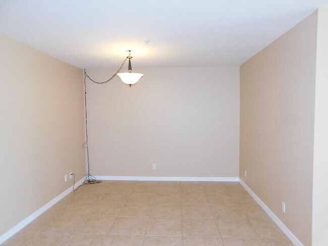 Foto del edificio - 5293 SE Jennings Ln