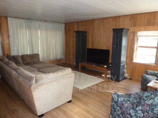 Foto del edificio - 1032 NE Monroe St