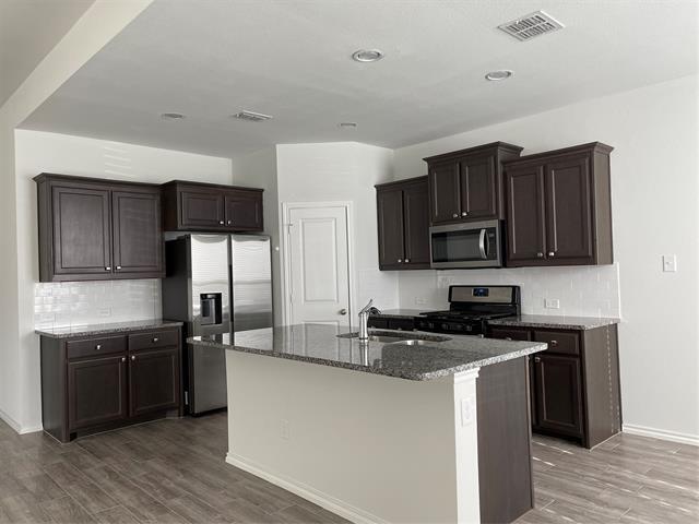 Building Photo - 1736 Emilia Dr