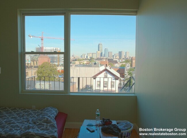 Foto del edificio - 4 Kearsarge Ave