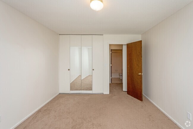 1HAB, 1BA - 696 ft² - The Park Apartments