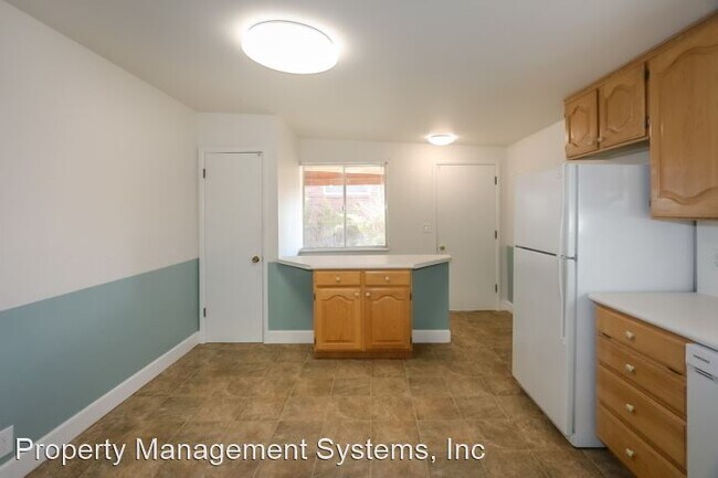 Foto del edificio - 4 br, 2 bath House - 3576 S 6470 W