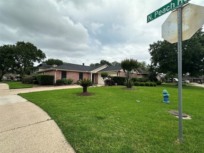 Foto del edificio - 2934 Poplar Creek Ln