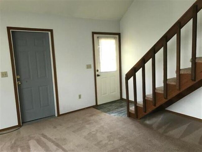 Building Photo - CALM HOME