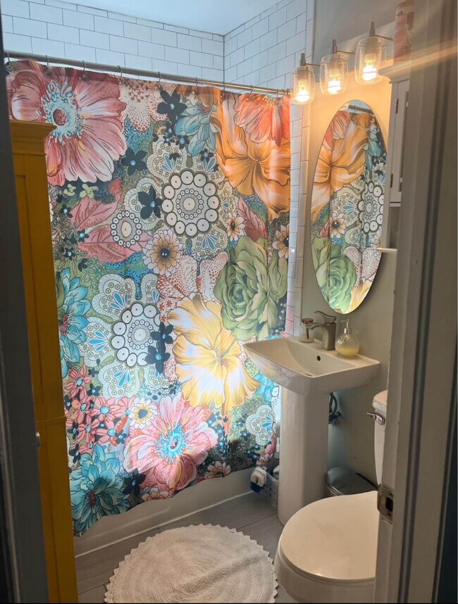 Foto del edificio - 1631 Pearlott St