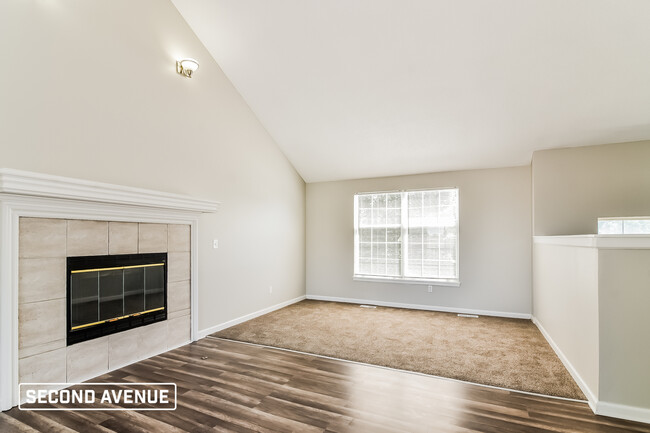 Building Photo - 400 20th Ave S