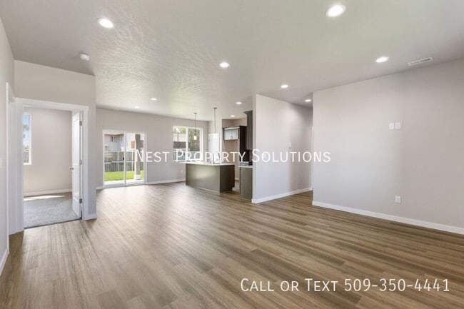 Building Photo - 514 S Dorsing-