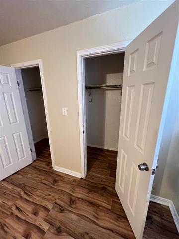 Building Photo - 102 Wayne St