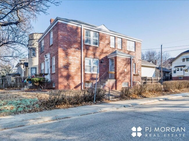 Photo - 2 bedroom, 1 bathroom apartment with onsit...