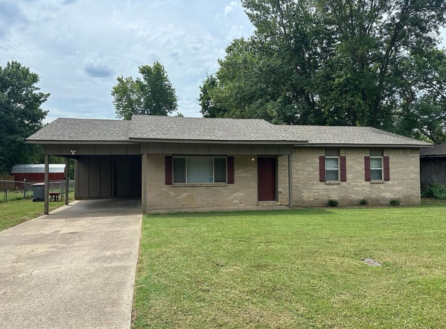 Building Photo - 405 Monte Ln
