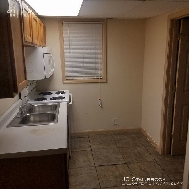 Foto del edificio - 4917 W 11th St