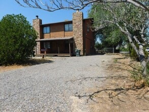 Building Photo - 1805 Aspen St