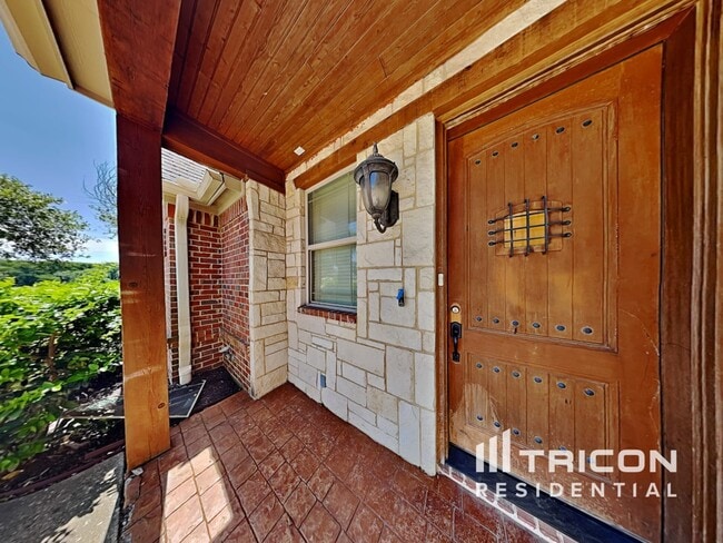 Building Photo - 1312 Miles Ct