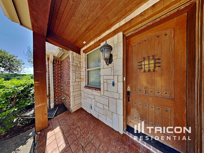 Foto del edificio - 1312 Miles Ct