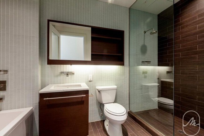 Building Photo - 2 bedroom in New York NY 10004