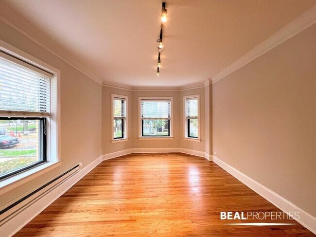 2 bedroom in CHICAGO IL 60647 - 2 bedroom in CHICAGO IL 60647 Apartment