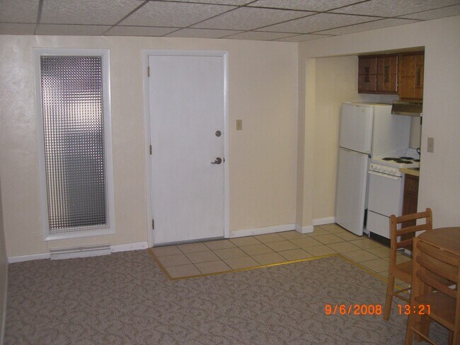 Building Photo - 51 Ransom St