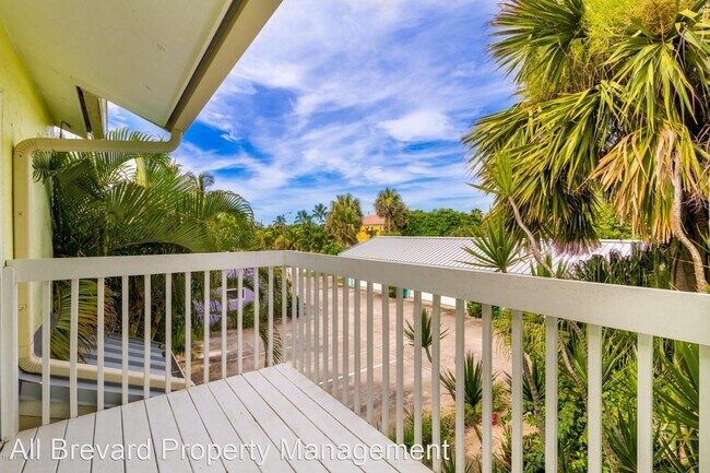 Building Photo - 2 br, 2.5 bath House - 200 Third Ave Unit C