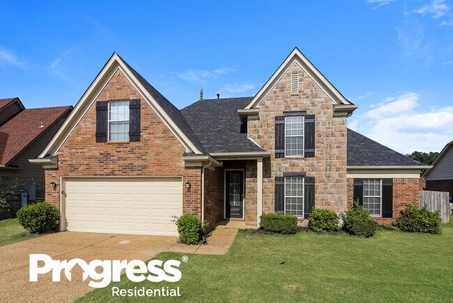 Building Photo - 4754 Gertrude Dr