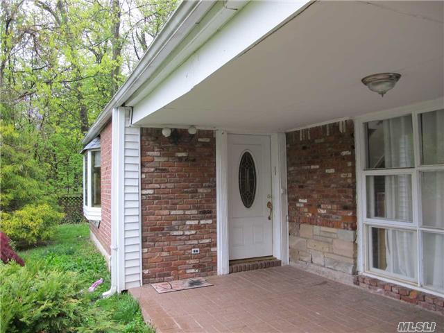 Building Photo - 33 Duxbury Rd