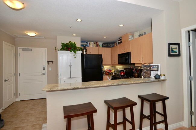 Gas Range - 300 W Beech St