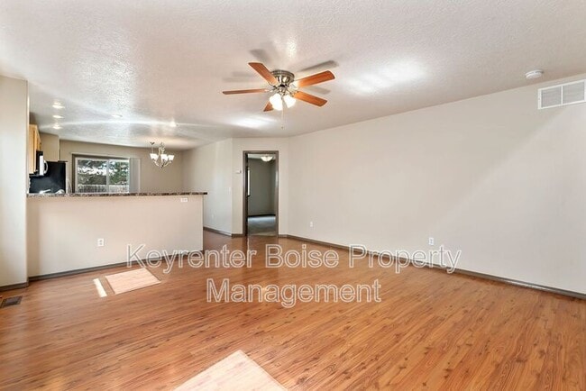 Foto del edificio - 3354 W Wave Dr