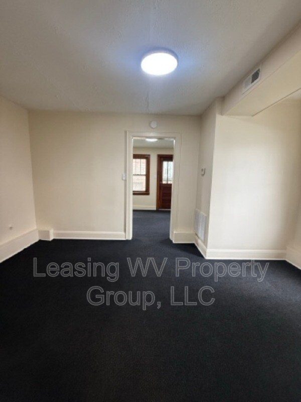 Foto del edificio - 1319 Payne Ave
