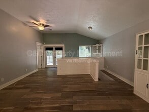 Building Photo - 155 West Dr