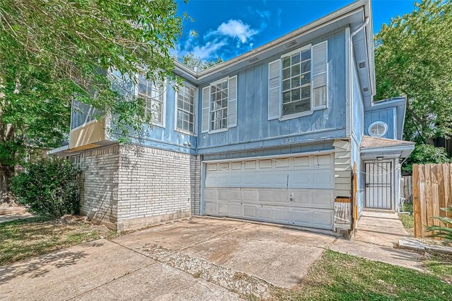 Building Photo - 6310 Southwood N Ct