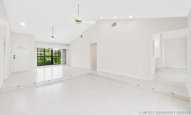 Foto del edificio - 5055 NW 89th Way