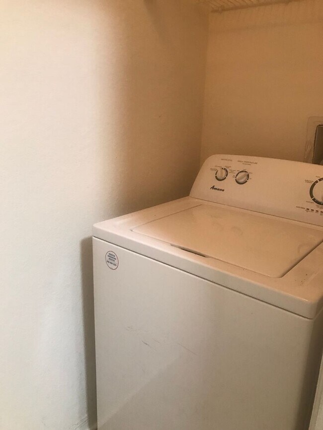 Foto del edificio - 3615CR#622(100)