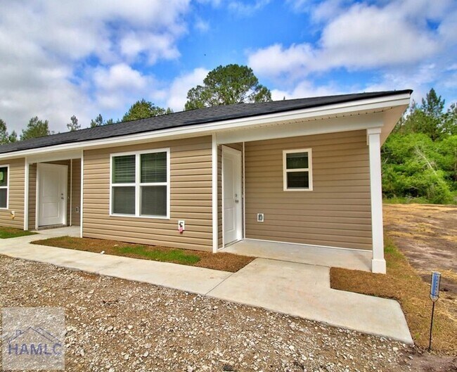 Foto del edificio - 14003 Cecil Nobles Hwy