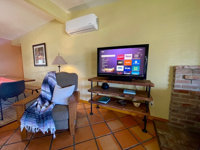 Roku TV - 6564 Pine Spring Ave