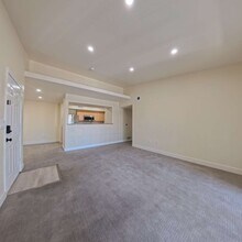 Building Photo - 8000 W Badura Ave