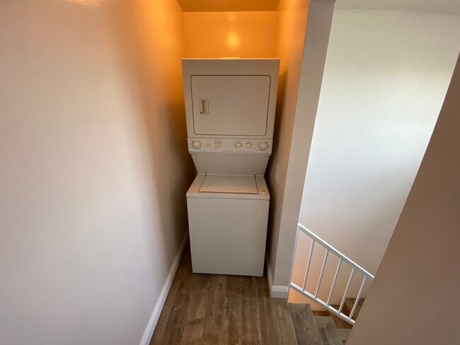 Foto del edificio - 11725 Lemay St