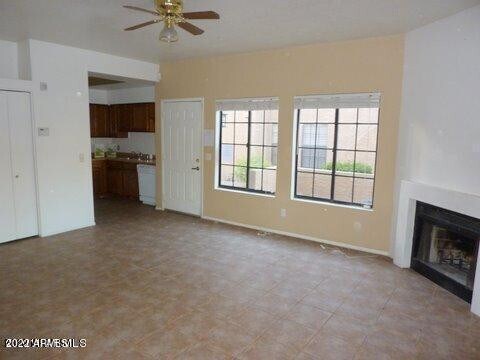 Foto del edificio - 1245 W 1st St