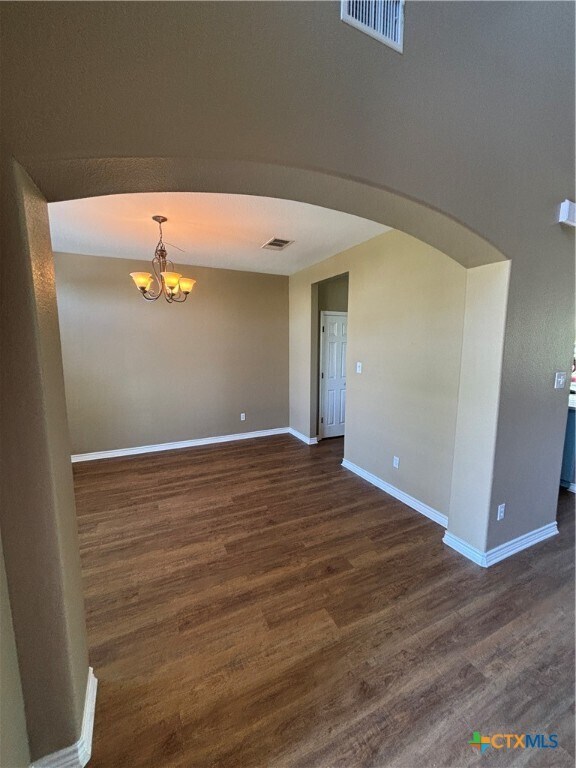 Foto principal - 322 Lone Star Blvd