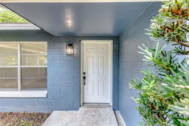 Foto del edificio - 1417 NE 38th St