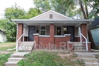 Building Photo - 419 N Beville Ave