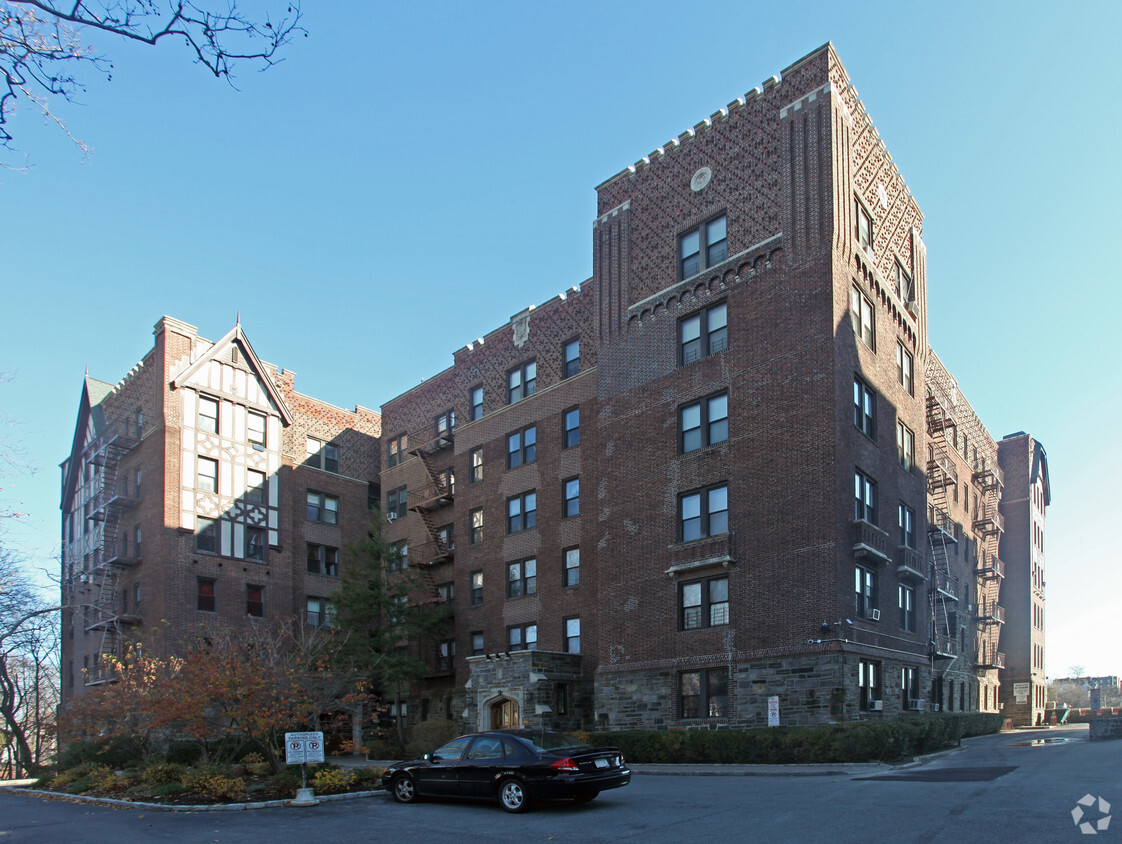 Primary Photo - Sherwood Terrace